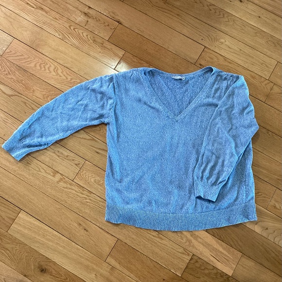 Everlane Deep V sweater - Picture 2 of 3
